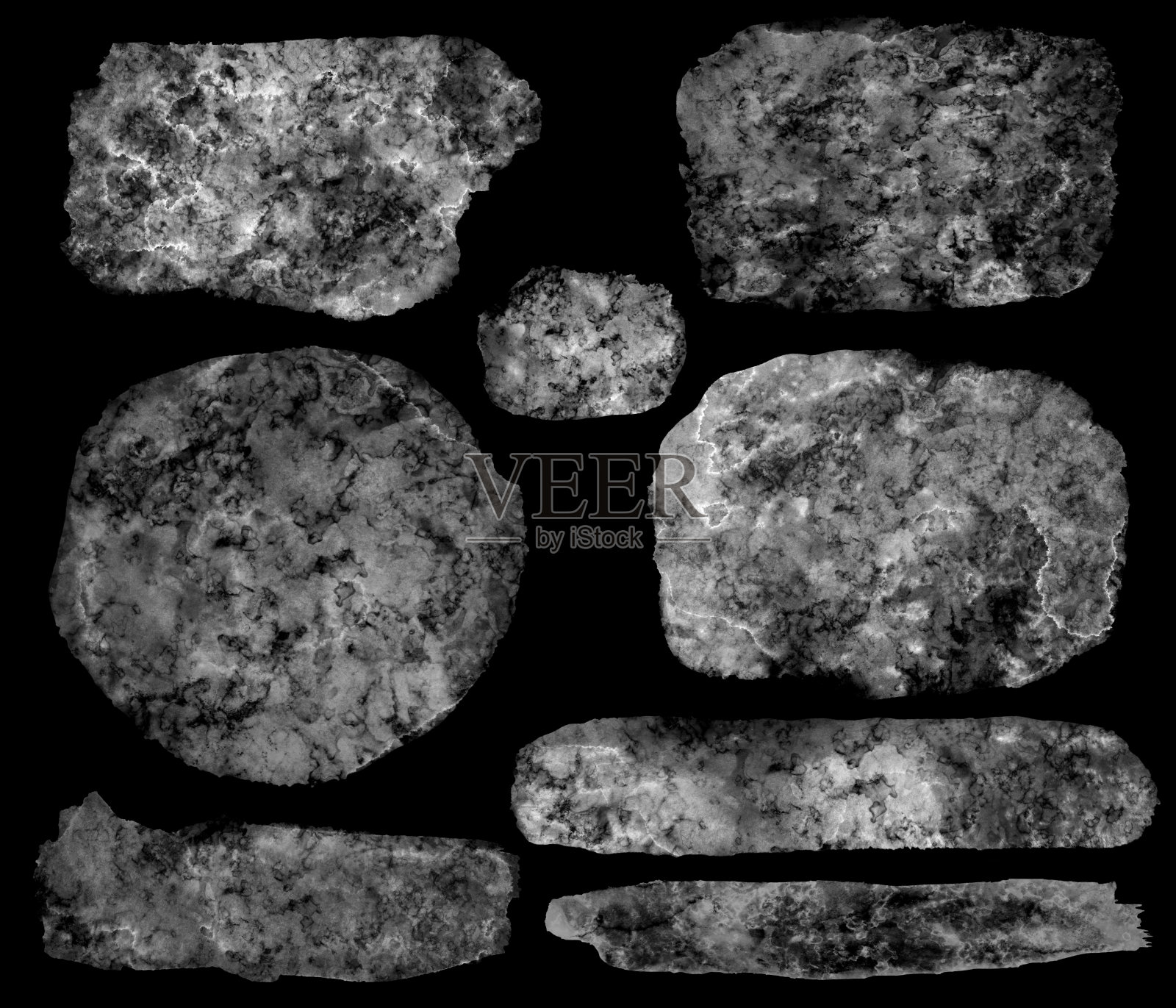 一群孤立在黑色背景下的小行星。陨石抽象的斑点斑点画的物体。单色插图。水彩空间的文本。插画图片素材