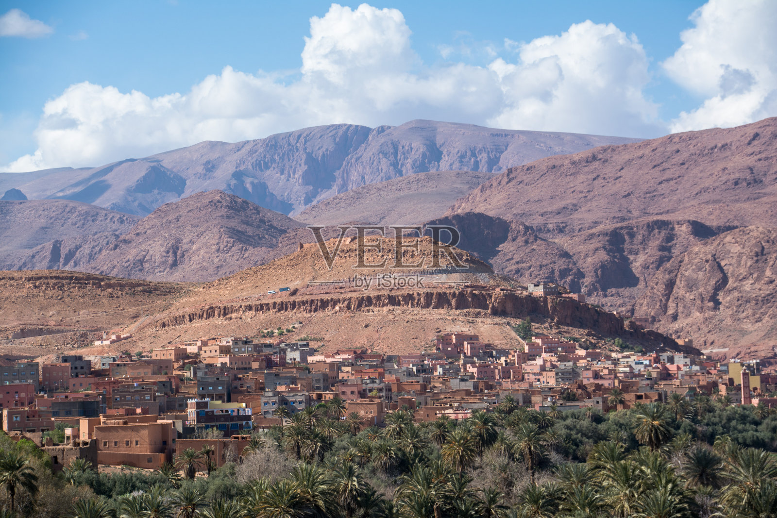 摩洛哥绿洲和山脉照片摄影图片