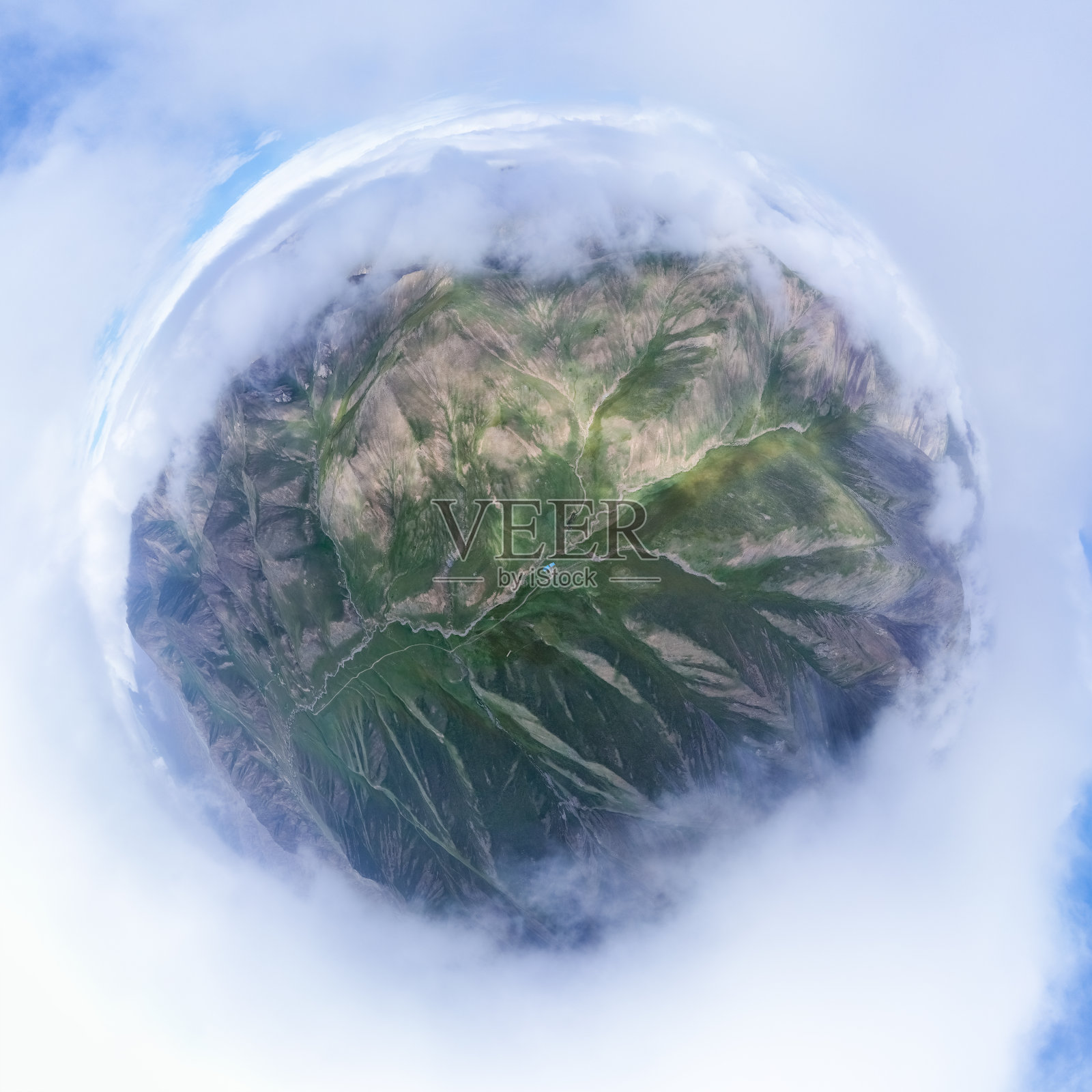 美丽的球形云雾山全景照片摄影图片