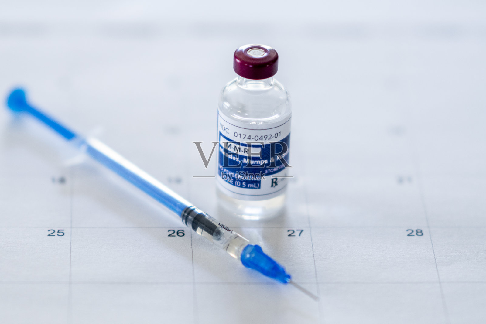 麻疹、腮腺炎、风疹(MMR)疫苗瓶照片摄影图片
