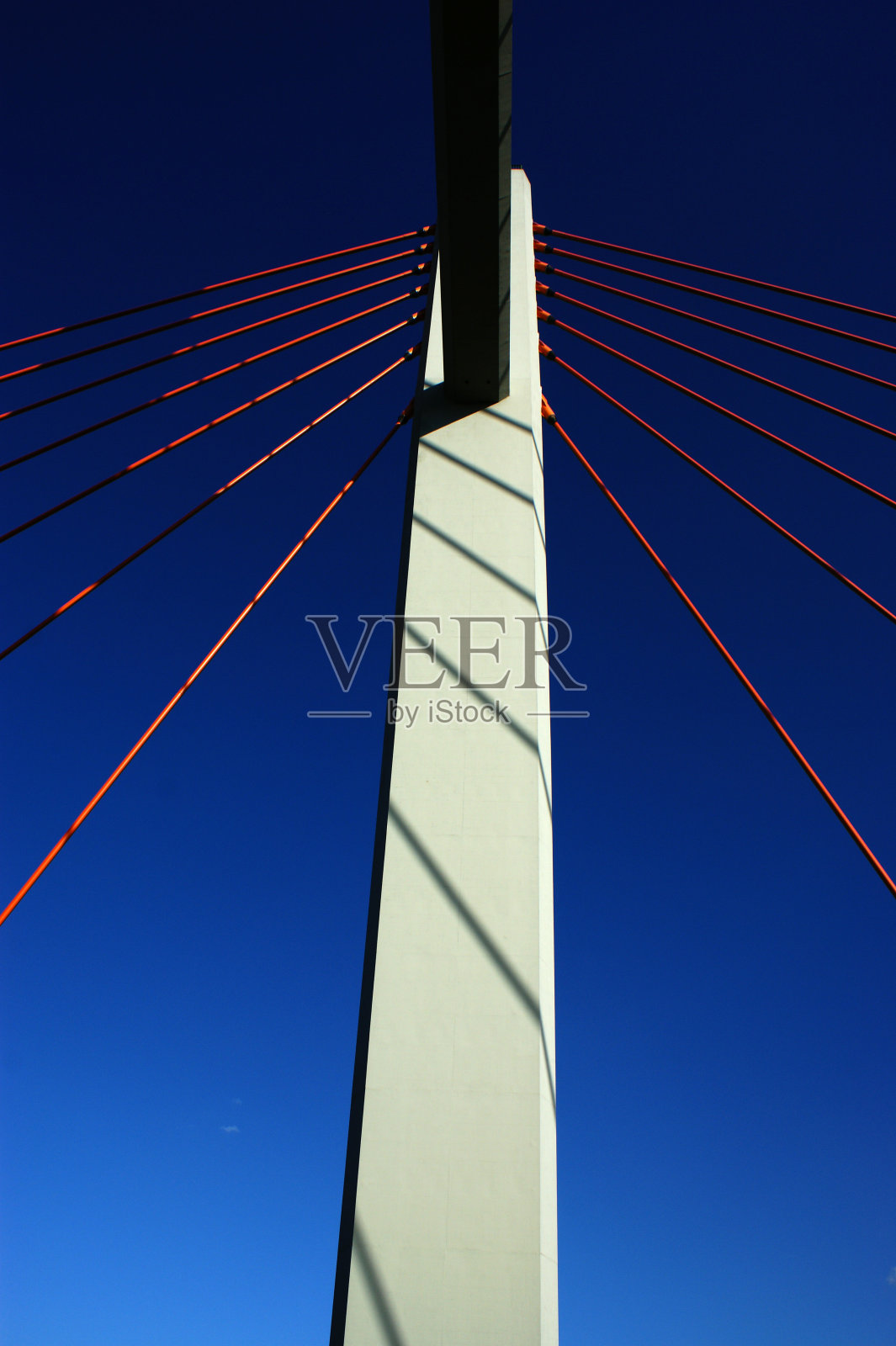 桥梁建设桥与塔架华沙从蓝天之上照片摄影图片