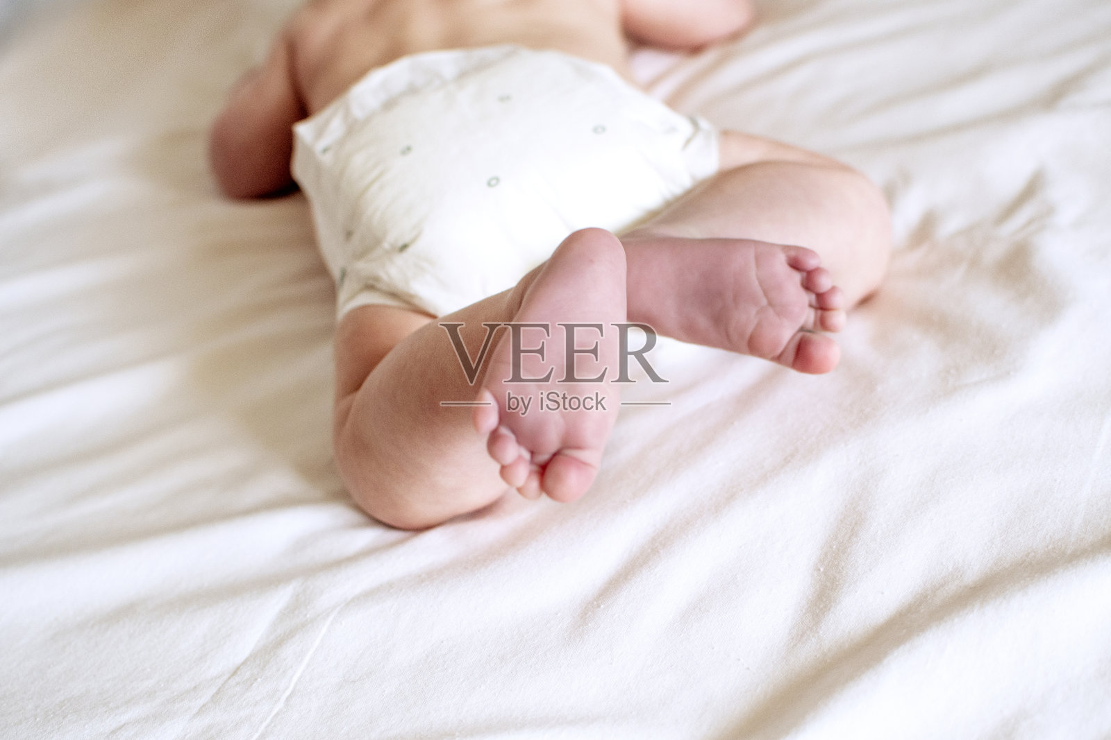 可爱的3个月婴儿的脚特写照片摄影图片