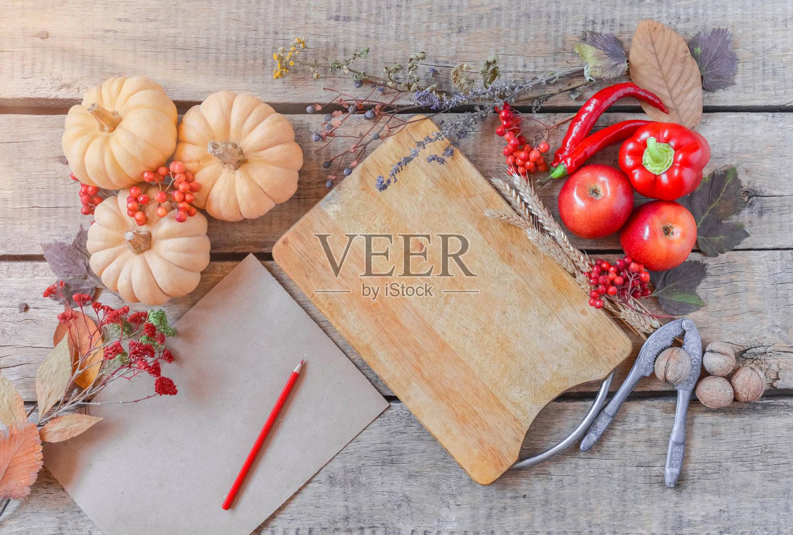 秋天的背景，感恩节的食物，俯视图，平躺。照片摄影图片