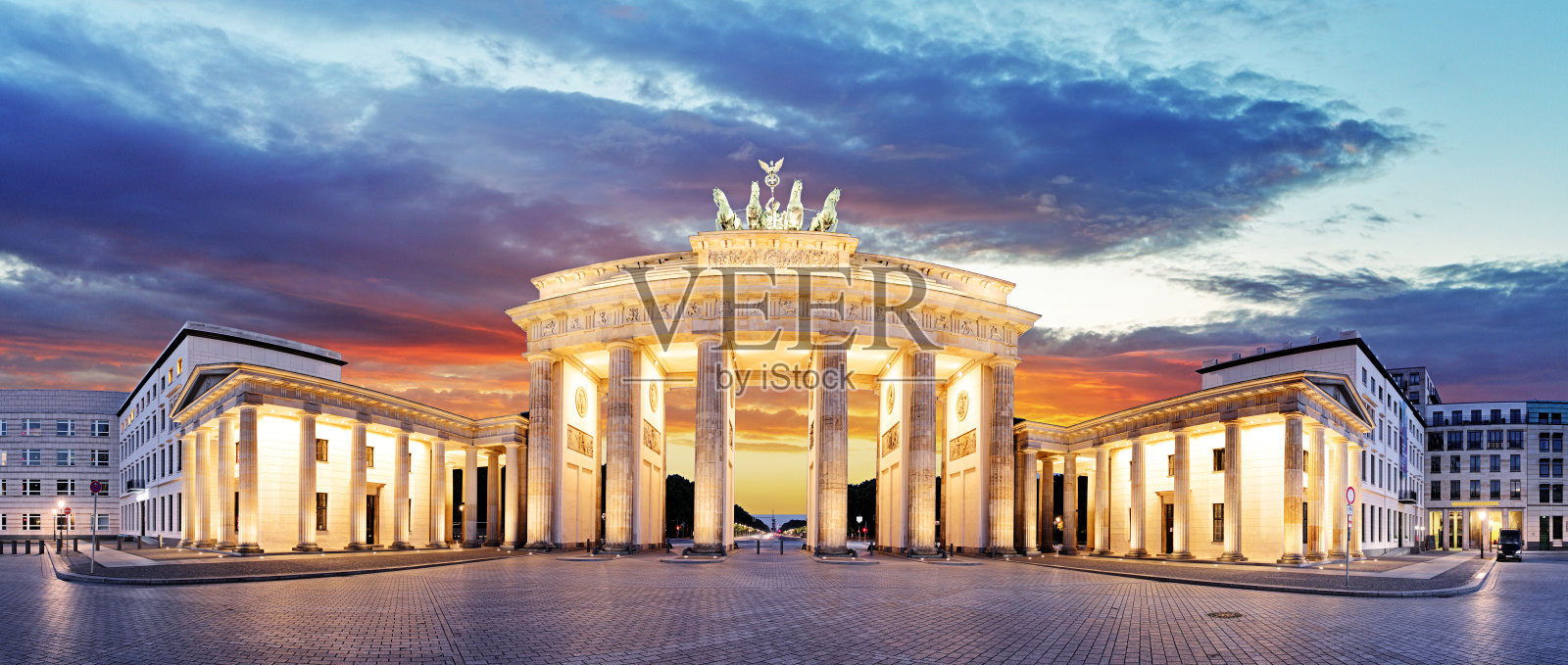 柏林——夜晚的勃兰登堡门照片摄影图片