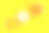 生蛋黄，在开裂的棕色蛋壳上，底色为黄色素材图片